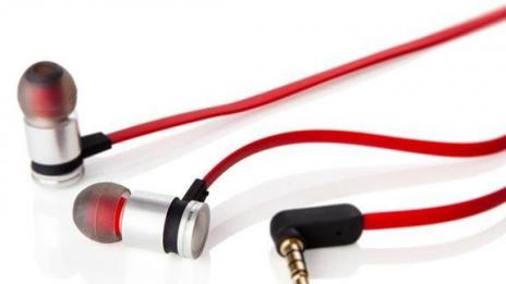 5 предимства на слушалките тапи