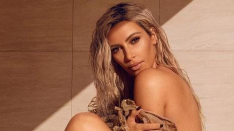 Ким Кардашян дебютира за индийския Vogue