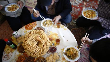 Искате да отслабнете? Хранете се на тъмно