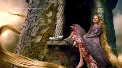 Тейлър Суифт чака принца... като Рапунцел