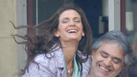 Вижте дома на суперзвездата Андреа Бочели