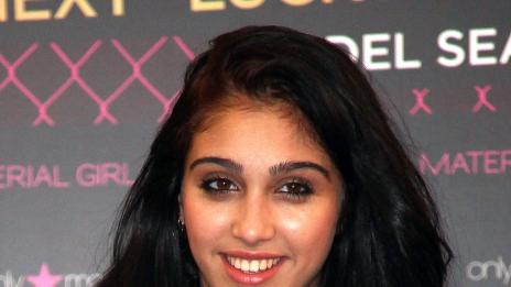 Бащата на Лурдес Леон бил по-строг от Мадона