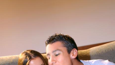 Защо напълнявате, когато имате сериозна връзка