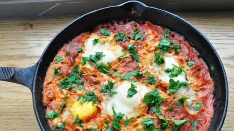 Яйца шакшука