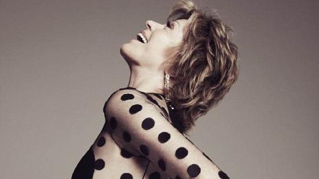 Джейн Фонда - изящна и щастлива на 73 години