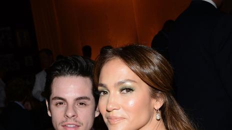 Каспър Смарт не забрави Джей Ло на рождения ѝ ден