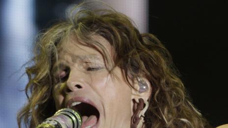 Стивън Тайлър се сгоди