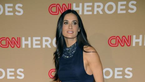 Не дават на Деми да си мери килограмите