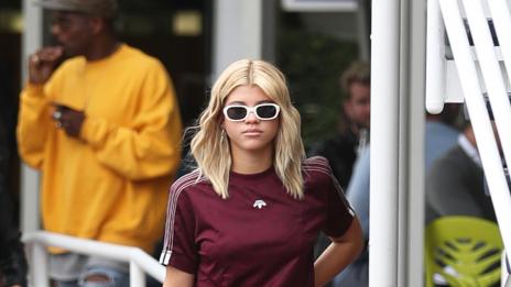 Папараци: Бившата на Бийбър по анцуг