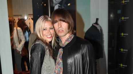 Жената на Лиъм Галахър се чувства като затворник