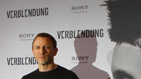 Даниел Крейг е бил разтърсен от славата и едва се е съвзел