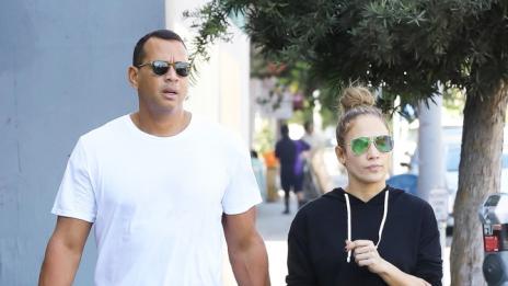 Алекс Родригес и Джей Ло планират да живеят заедно