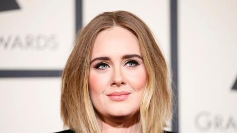 Любовта им свърши: Адел се раздели със съпруга си