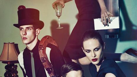 Във висшата мода и мъжете ги асоциират със змии!