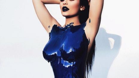 Голата амбиция Кайли Дженър