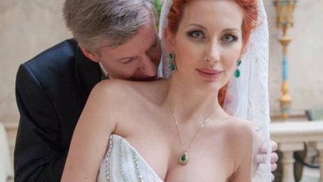 Антония Петрова се развела заради системен бой?