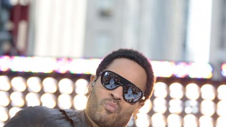 Лени Кравиц  си търси гадже