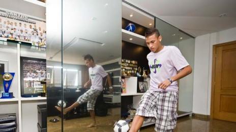 Модерният дом на Неймар