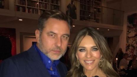 Елизабет Хърли блесна в рокля на Невена Николова