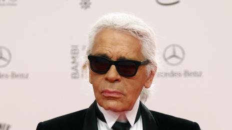 Карл Лагерфелд: Равните обувки придават излъчване на жената