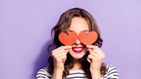 Тя обича ли ме или не?