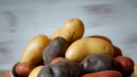 Тайната в лилавия картоф