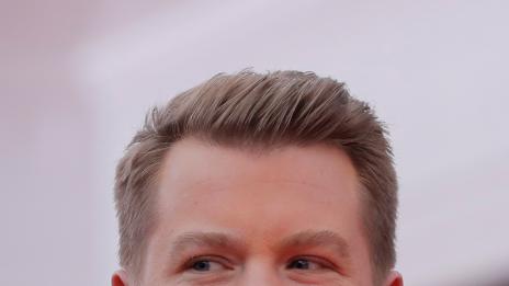 Шоу в Лондон: Джеймс Кордън срещу Мишел Обама на народна топка