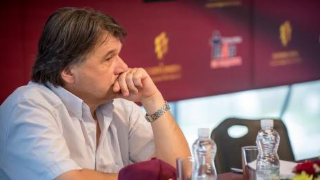 За арменците „През сълзи“