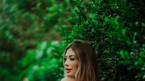 Една презрамка, животински принт: Мода за плажа