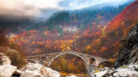 Мистични мостове, които сякаш отвеждат в друг свят
