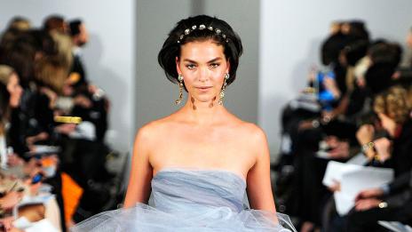 Oscar de la Renta - бижута и нестандартни цветове за есента