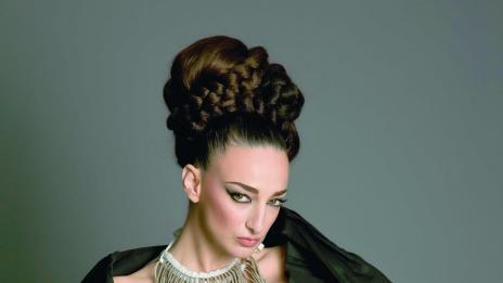 Деси Тенекеджиева ще съди Слави