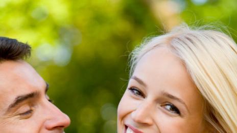 Ако партньорът не те кара да чувстваш тези 5 неща, не казвай „Да“