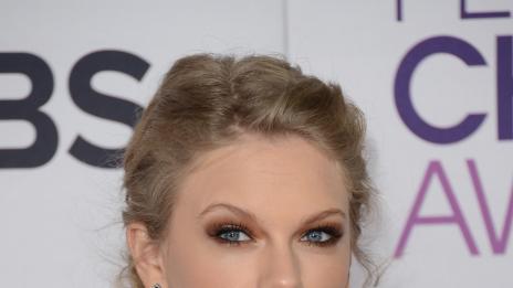 Опушен грим за светла кожа