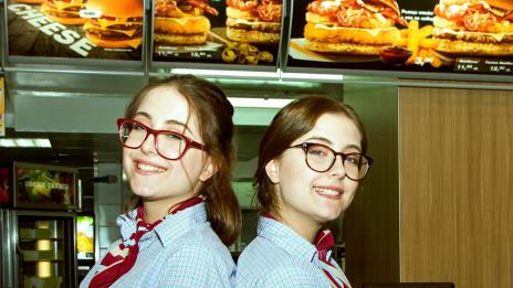 Може да си млад и независим едновременно