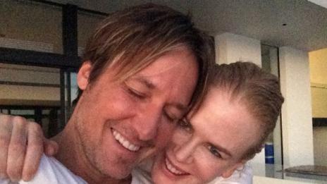 Кийт – влюбен до уши в Никол: „Честит юбилей, бейби!“