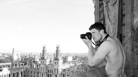 Голи ръгбисти се борят с рака на простатата