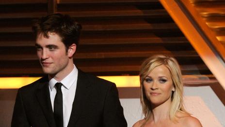 Робърт Патинсън изтормозил Рийз с танци