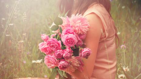 Женственост с аромат на рози