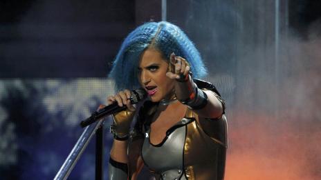 Кейти Пери не пропусна да захапе бившия си на наградите „Грами“