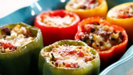Видео рецепта: Пълнени чушки