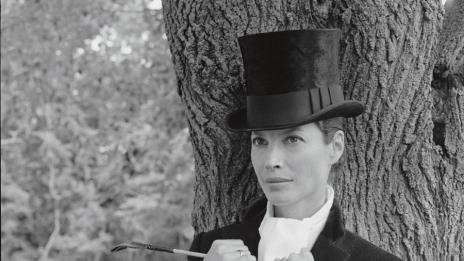 Кристи Търлингтън Бърнс представи дъщеря си Грейс