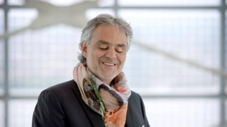 Търсят вип апартамент за Андреа Бочели