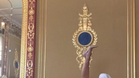 Виктория пак вирна крак. Вижте кой й отговори!