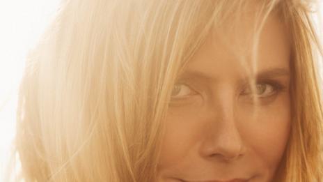 Искате ли да ухаете на Хайди Клум?