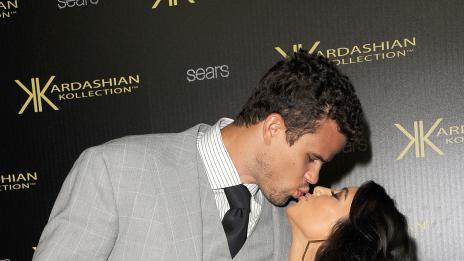 Секслента с Ким Кардашян предизвика фурор след сватбата й