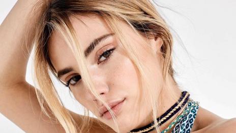 Нападнаха Кристин Илиева в нета: Искала пари за операция, а носила скъпи дрехи