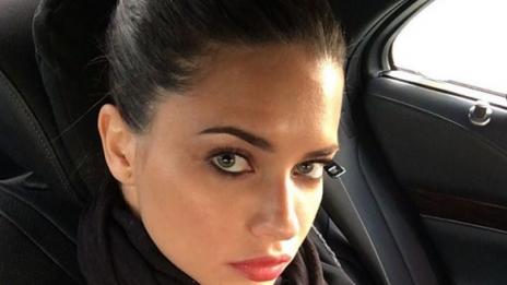 Адриана Лима официално скъса брачните окови