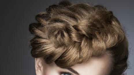 Видео уроци: Великден в прическа