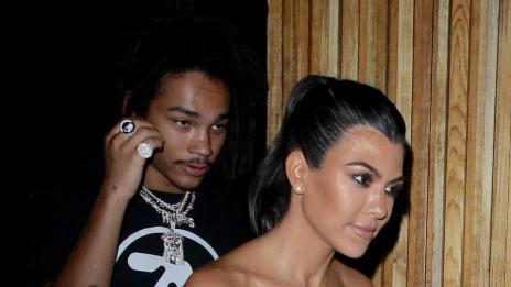 Агнешко: Кортни Кардашян си хвана 20-годишен младок